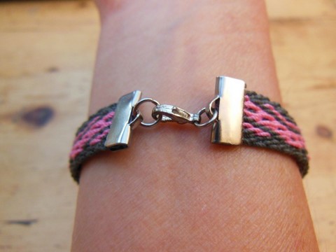 Métier d'Antan: bracelets tissés en coton