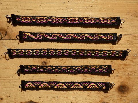 Métier d'Antan: Bracelet tissés en coton