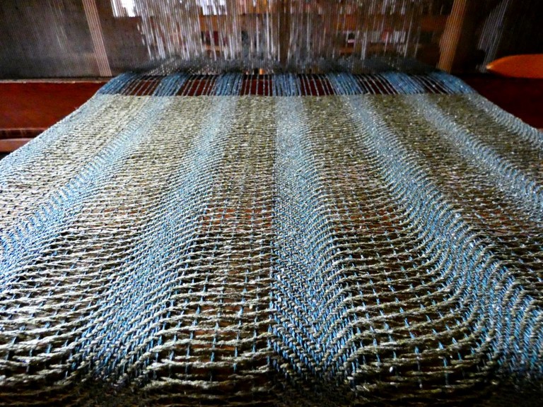 Echarpe tissée en soie sauvage Métier d'Antan: Echarpe tissée en soie sauvage