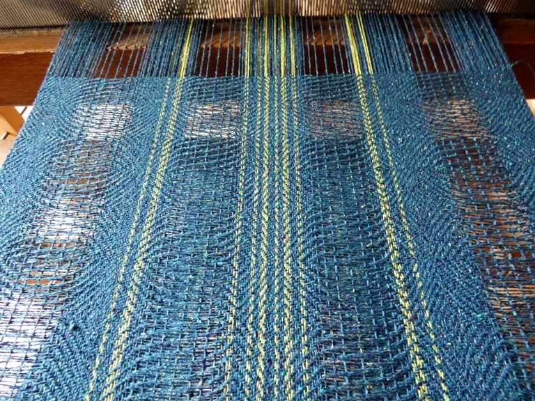 Echarpe tissée en soie sauvage Métier d'Antan: Echarpe tissée en soie sauvage