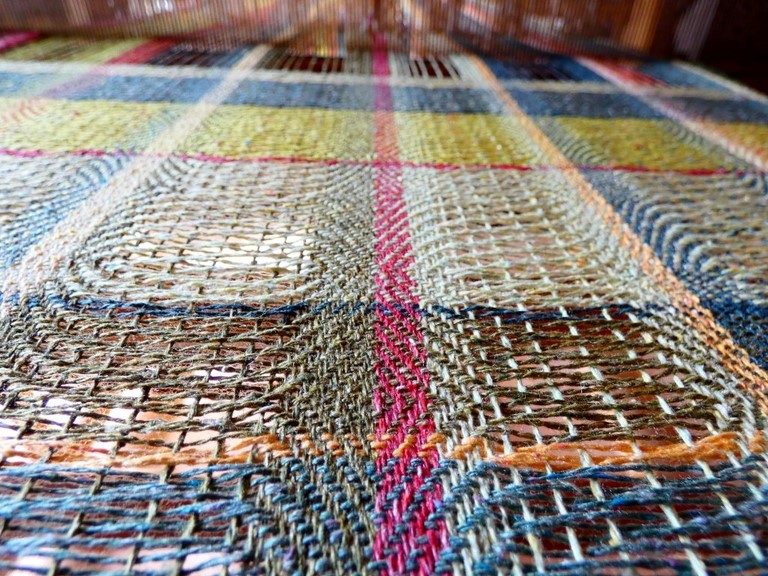 Echarpe tissée en soie sauvage Métier d'Antan: Echarpe tissée en soie sauvage