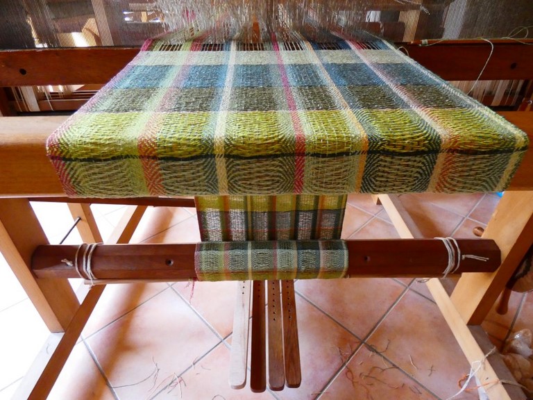 Echarpe tissée en soie sauvage Métier d'Antan: Echarpe tissée en soie sauvage