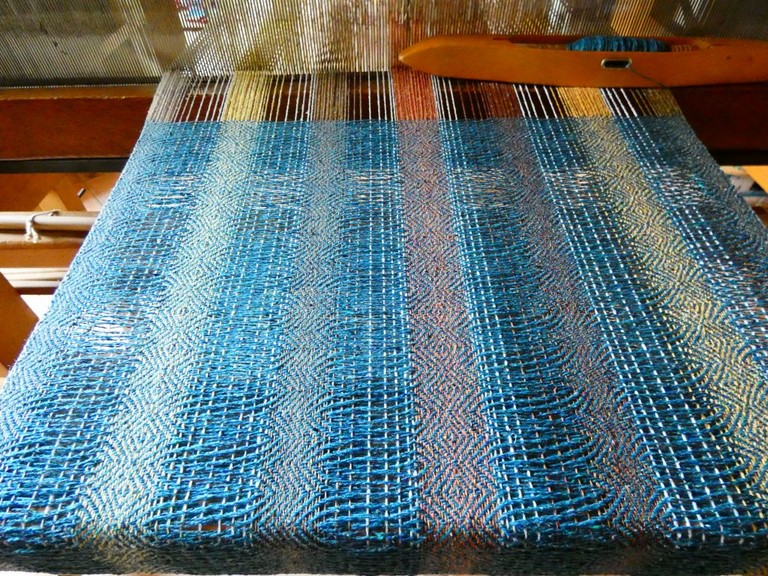 Echarpe tissée en soie sauvage Métier d'Antan: Echarpe tissée en soie sauvage