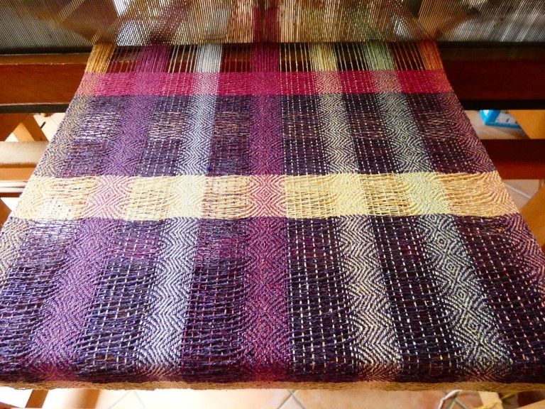 Echarpe tissée en soie sauvage Métier d'Antan: Echarpe tissée en soie sauvage