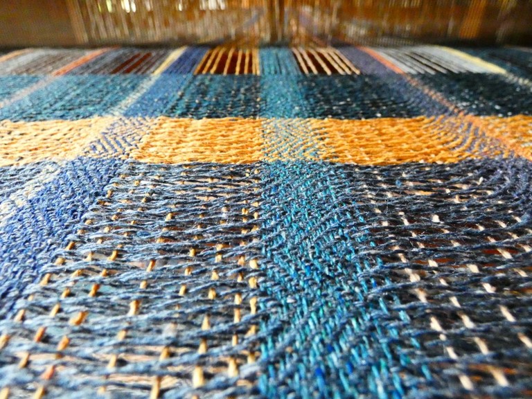 Métier d'Antan: Echarpe tissée en soie sauvage