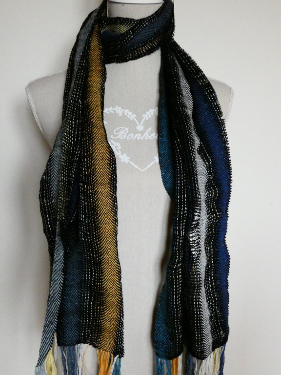 Echarpe tissée en soie sauvage Métier d'Antan: Echarpe tissée en soie sauvage