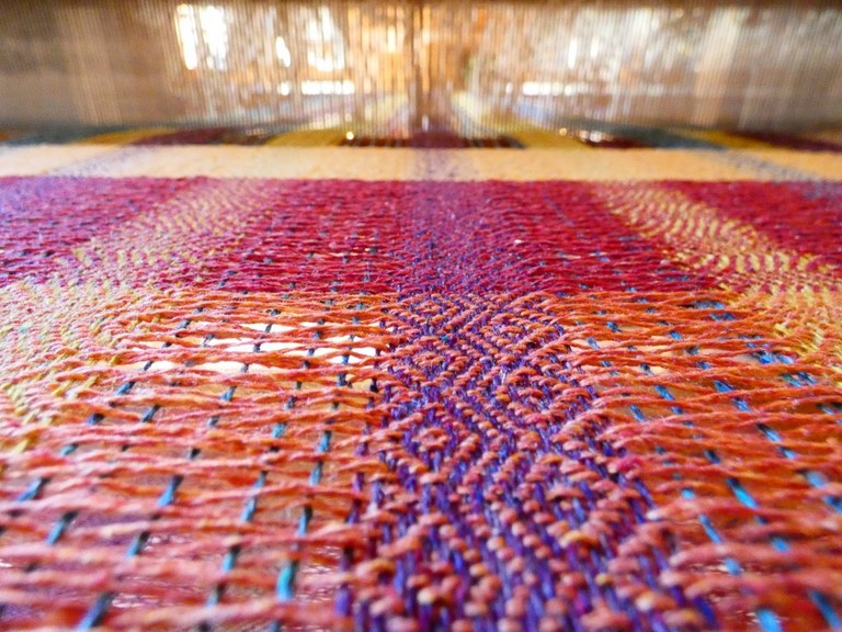 Métier d'Antan: Echarpe tissée en soie sauvage