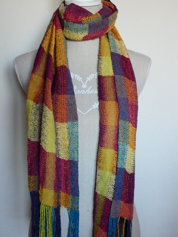 Métier d'Antan: Echarpe tissée en soie sauvage