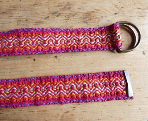 Métier d'Antan: Ceinture tissée en coton